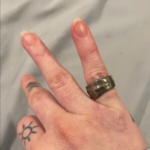 Tiffany & Co. Hammered Wide Band Ring - Silver